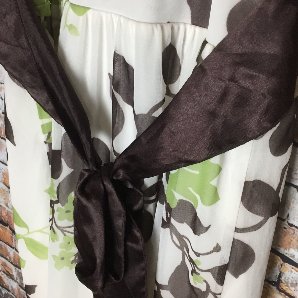 Speechless Sleeveless Empire Waist Floral Dress ME - Picture 6 of 7